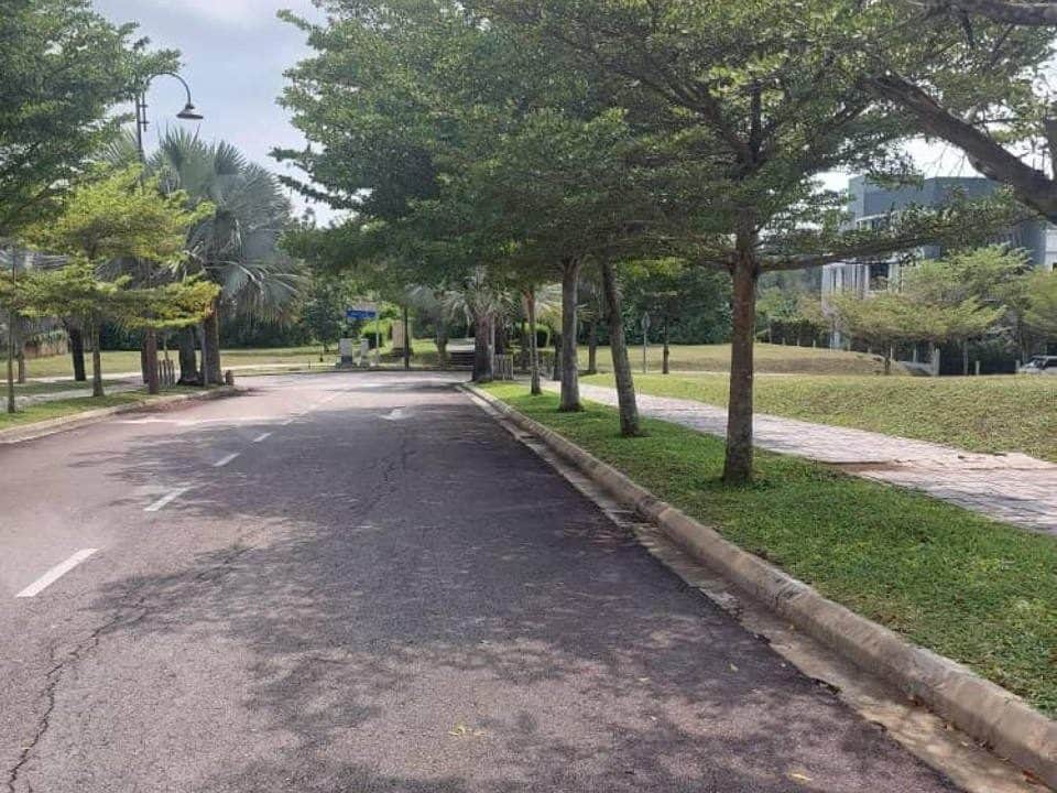 Tanah Banglo Corner Perdana Hill Presint 11 Putrajaya 8046 sqft Freehold Lot Tepi