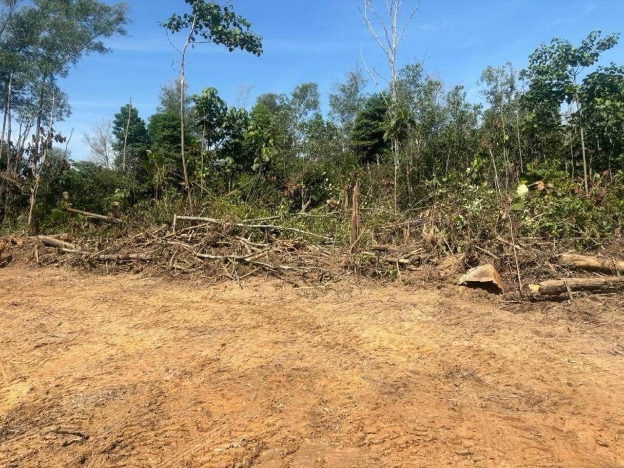 Tanah Banglo 12,636 sqft Nilai Spring Villas 2 Freehold Golf View Below Market