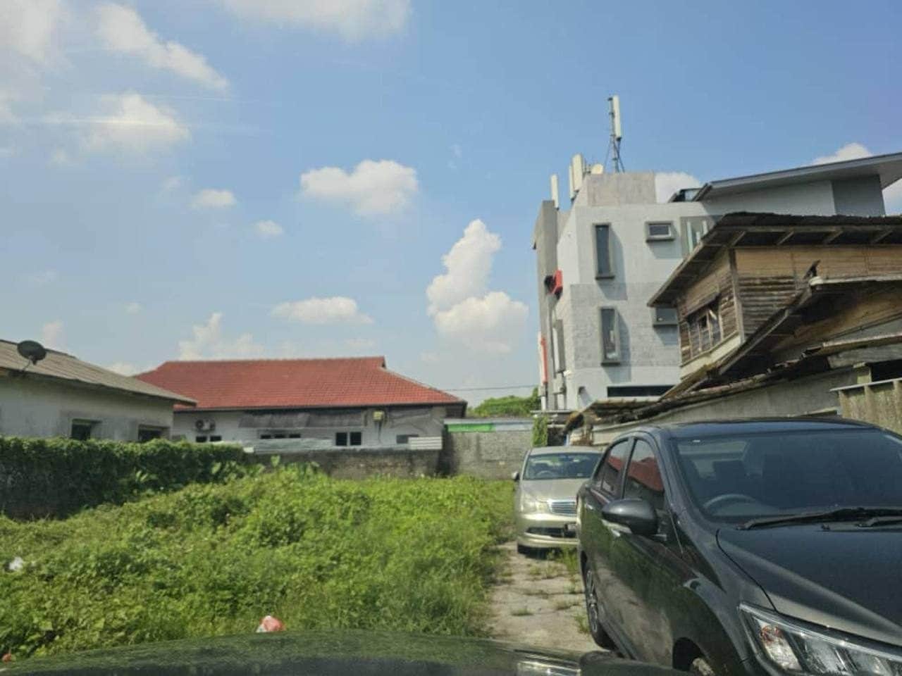 Tanah Kediaman Kampung Bersatu Puchong Selangor 2894 Sqft Berhampiran IOI Mall