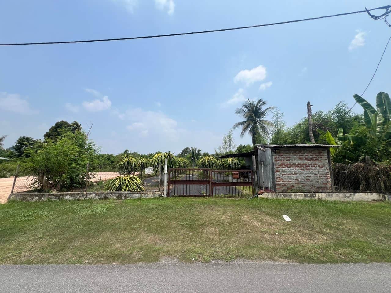 Tanah Kediaman 4,004 Kaki Persegi Kg Tersusun Tekah Simpang Pulai